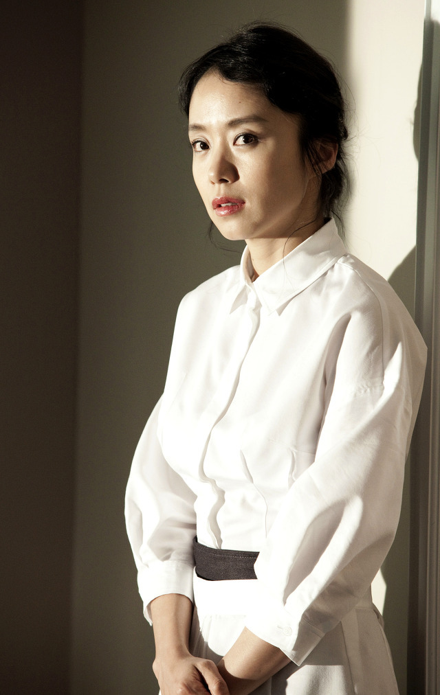 [2010] [18+] Hầu nữ/ 하녀 - Jeon Do Yeon, Yoon Yeo Jung [Vietsub Completed 1126DD014BEEB4DE9A38C7